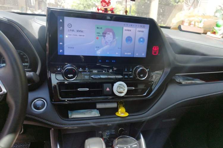 Used Toyota Crown Kluger 2022 2.0T Four-Wheel Drive Prestige Edition Audio And AC Panel