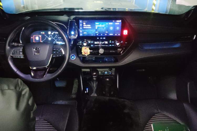 Used Toyota Crown Kluger 2022 2.5L HEV Four-Wheel Drive Premium Edition Center Console