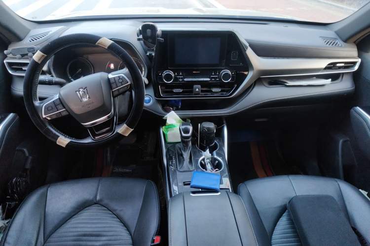 Used Toyota Crown Kluger 2022 2.5L HEV Four-Wheel Drive Luxury Edition Center Console