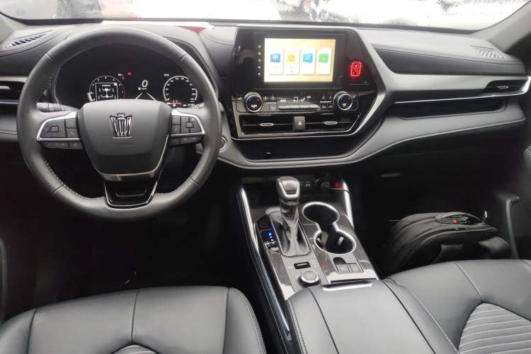 Used Toyota Crown Kluger 2022 2.0T Four-Wheel Drive Enjoyment Edition Center Console