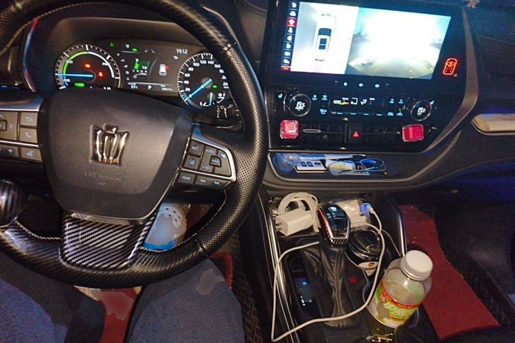 Used Toyota Crown Kluger 2022 2.5L HEV Four-Wheel Drive Luxury Edition Center Console