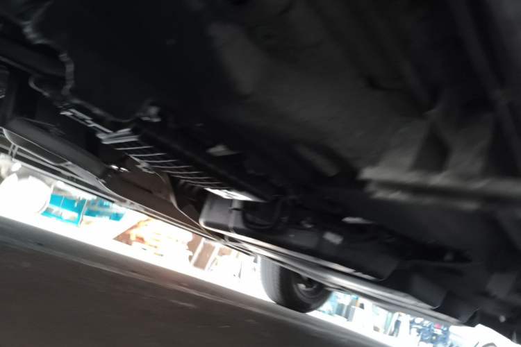 Used Toyota Crown Kluger 2022 2.5L HEV Two-Wheel Drive Entry Version Chassis Front Left