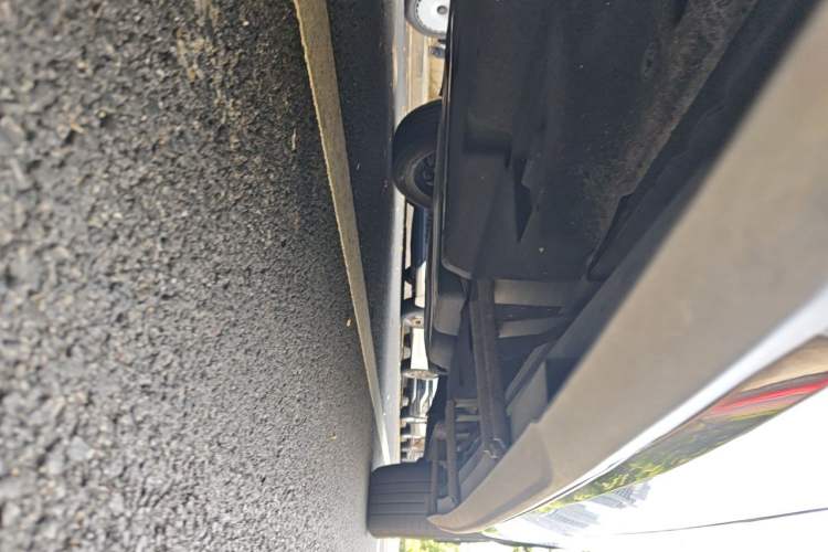 Used Toyota Crown Kluger 2022 2.5L HEV Four-Wheel Drive Premium Edition Chassis Front Left