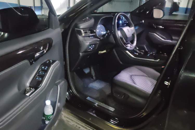 Used Toyota Crown Kluger 2022 2.5L HEV Four-Wheel Drive Premium Edition Driver Seat