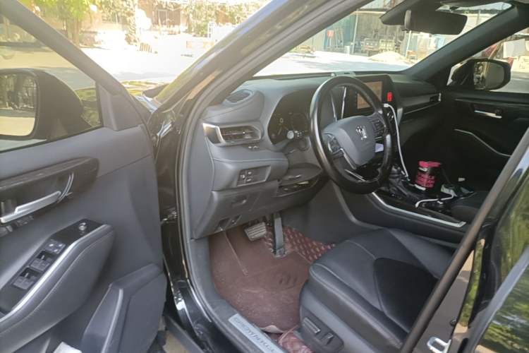 Used Toyota Crown Kluger 2022 2.0T Four-Wheel Drive Enjoyment Edition Driver Seat