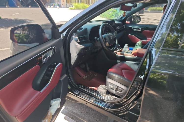 Used Toyota Crown Kluger 2022 2.0T Four-Wheel Drive Prestige Edition Driver Seat