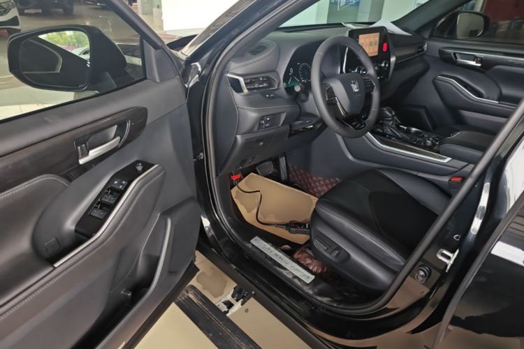 Used Toyota Crown Kluger 2022 2.0T Four-Wheel Drive Enjoyment Edition Driver Seat