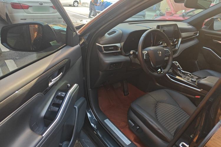 Used Toyota Crown Kluger 2022 2.0T Four-Wheel Drive Enjoyment Edition Driver Seat