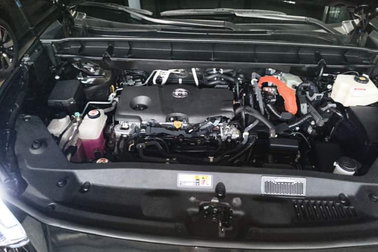 Used Toyota Crown Kluger 2022 2.5L HEV Four-Wheel Drive Premium Edition Engine Bay
