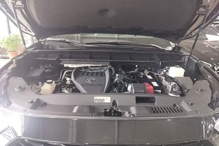 Used Toyota Crown Kluger 2022 2.0T Four-Wheel Drive Enjoyment Edition Engine Bay