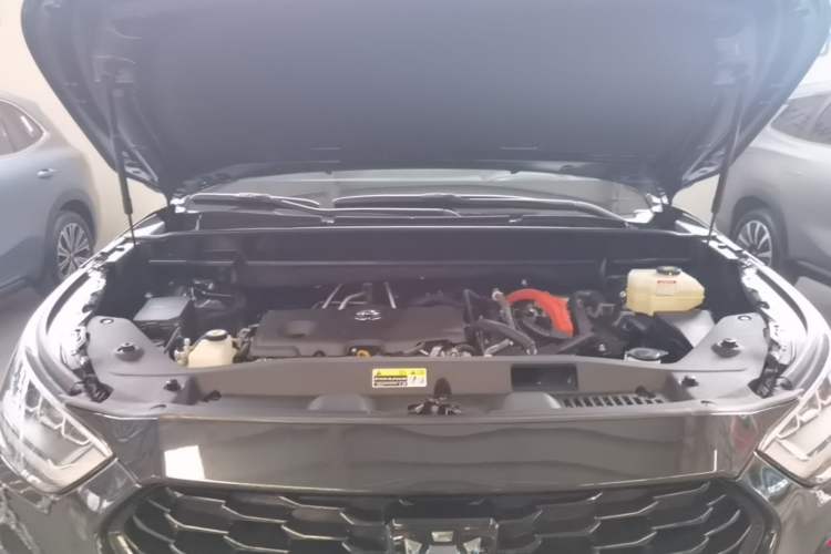 Used Toyota Crown Kluger 2022 2.5L HEV Four-Wheel Drive Premium Edition Engine Bay