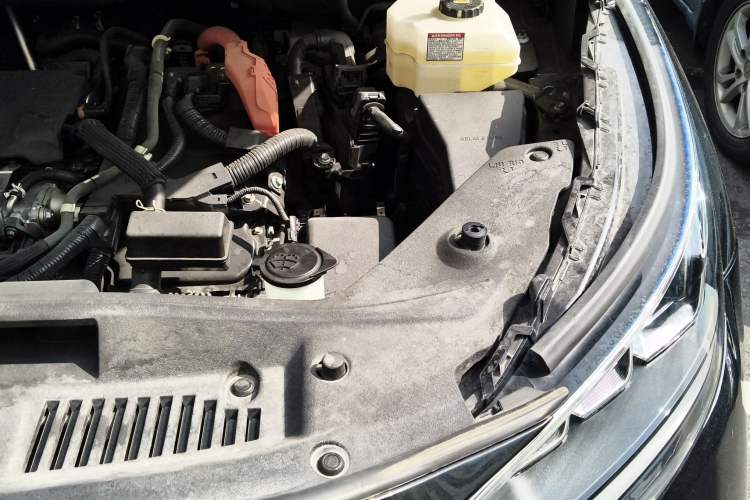 Used Toyota Crown Kluger 2022 2.5L HEV Four-Wheel Drive Luxury Edition Engine Bay Left