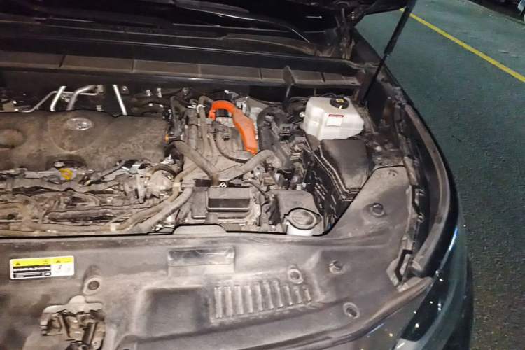Used Toyota Crown Kluger 2022 2.5L HEV Four-Wheel Drive Luxury Edition Engine Bay Left