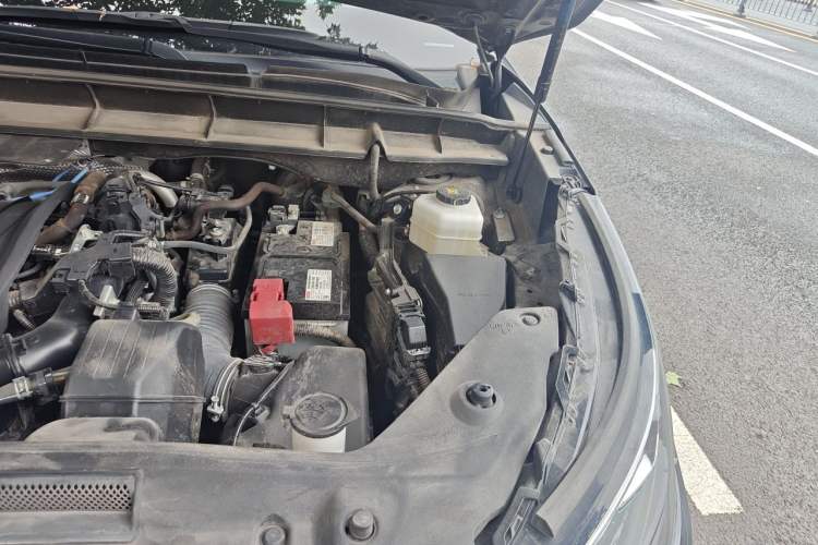 Used Toyota Crown Kluger 2022 2.0T Four-Wheel Drive Enjoyment Edition Engine Bay Left