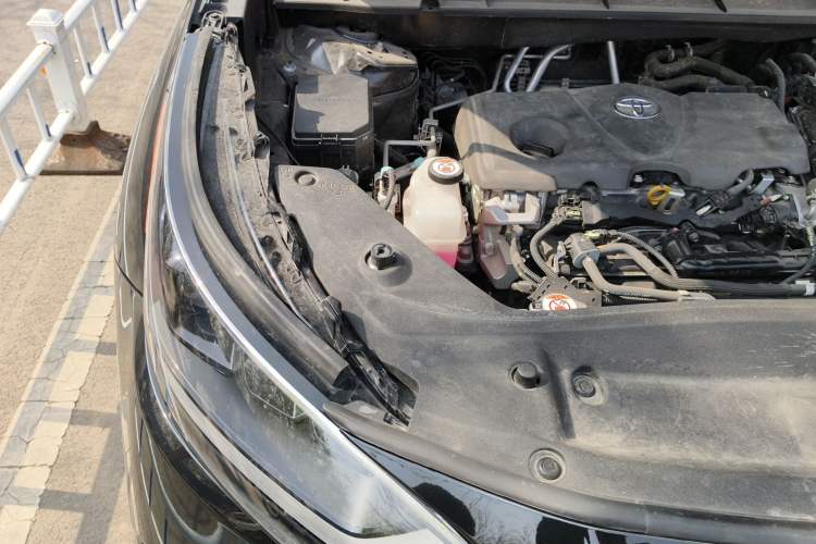 Used Toyota Crown Kluger 2022 2.5L HEV Four-Wheel Drive Premium Edition Engine Bay Right