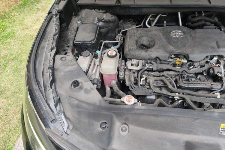 Used Toyota Crown Kluger 2022 2.5L HEV Four-Wheel Drive Premium Edition Engine Bay Right