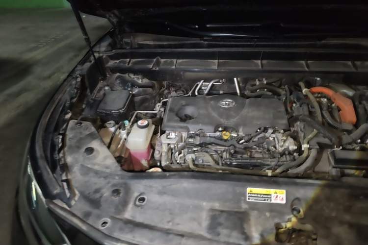 Used Toyota Crown Kluger 2022 2.5L HEV Four-Wheel Drive Premium Edition Engine Bay Right