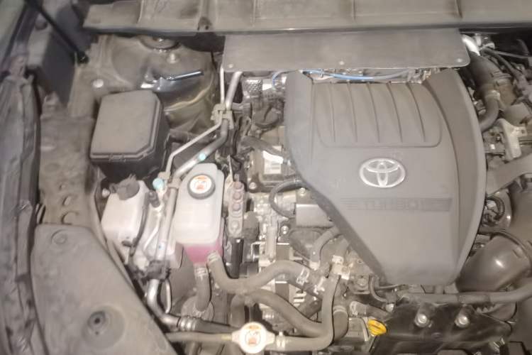 Used Toyota Crown Kluger 2022 2.0T Four-Wheel Drive Enjoyment Edition Engine Bay Right