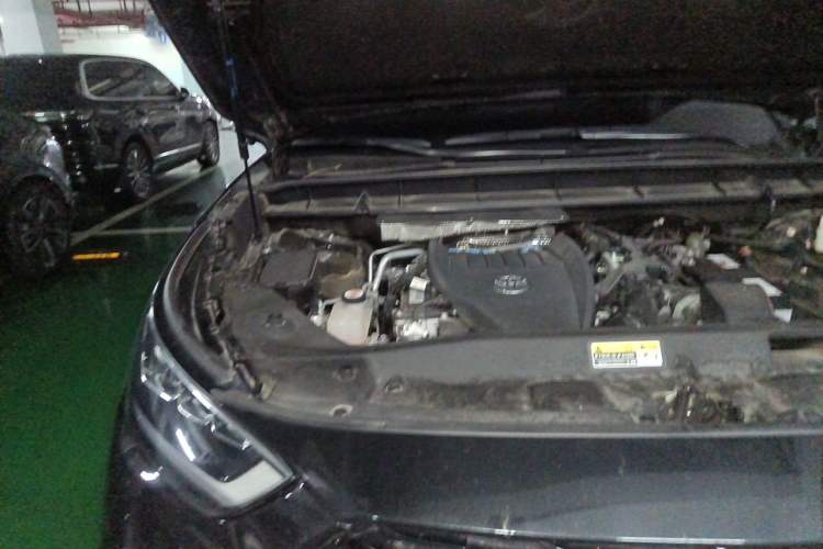 Used Toyota Crown Kluger 2022 2.0T Four-Wheel Drive Enjoyment Edition Engine Bay Right