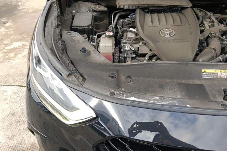 Used Toyota Crown Kluger 2022 2.0T Four-Wheel Drive Prestige Edition Engine Bay Right