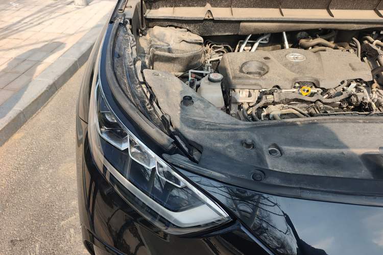 Used Toyota Crown Kluger 2022 2.5L HEV Two-Wheel Drive Entry Version Engine Bay Right