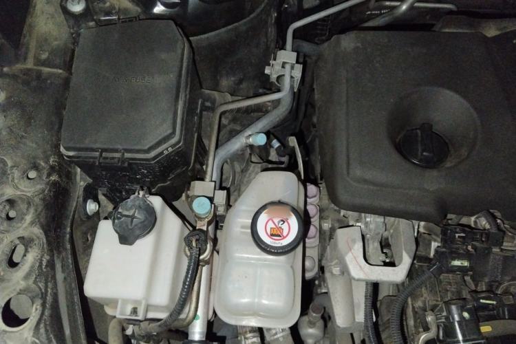 Used Toyota Crown Kluger 2022 2.5L HEV Four-Wheel Drive Premium Edition Engine Bay Right