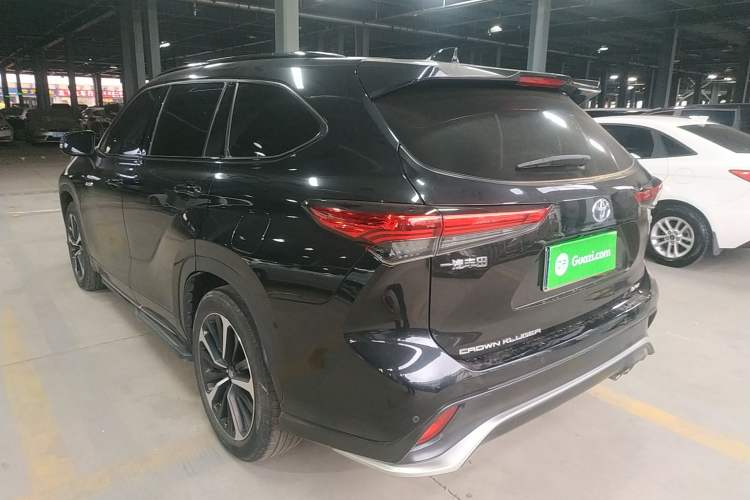 Used Toyota Crown Kluger 2022 2.5L HEV Four-Wheel Drive Premium Edition Exterior 3