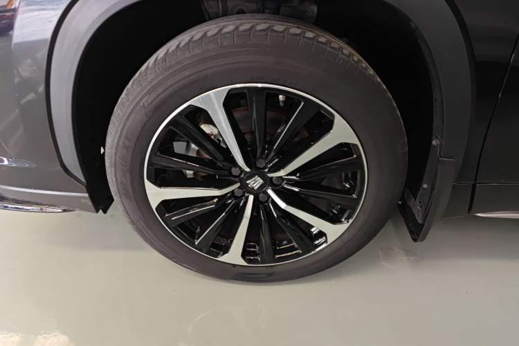 Used Toyota Crown Kluger 2022 2.5L HEV Four-Wheel Drive Flagship Edition Exterior 4
