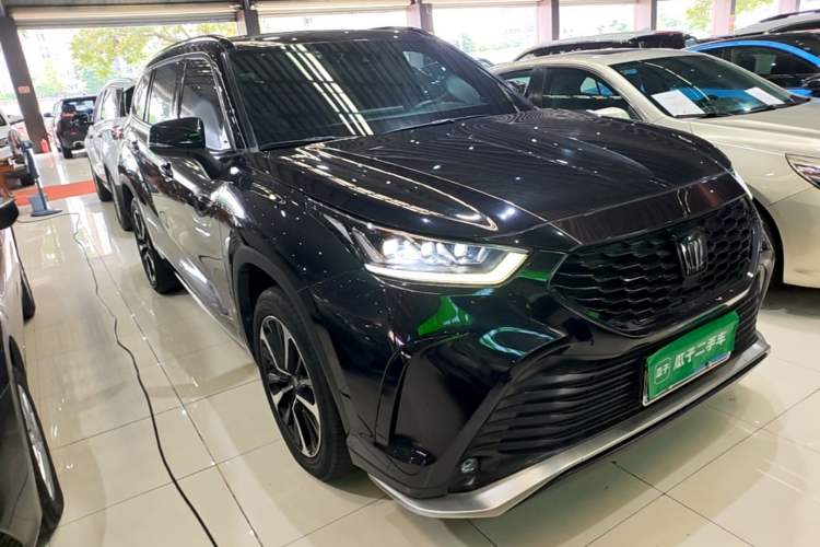 Used Toyota Crown Kluger 2022 2.0T Four-Wheel Drive Enjoyment Edition Front Right 45 Deg