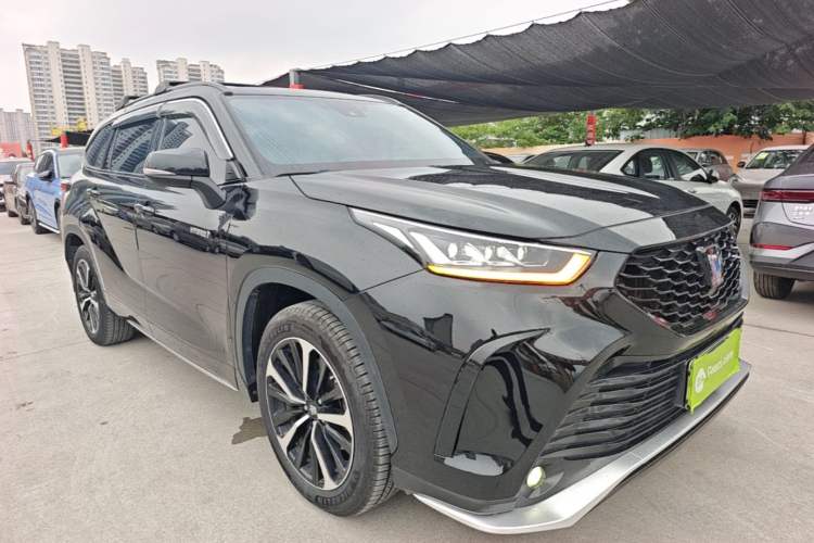Used Toyota Crown Kluger 2022 2.5L HEV Four-Wheel Drive Luxury Edition Front Right 45 Deg
