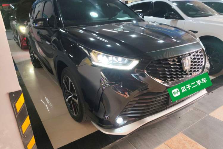 Used Toyota Crown Kluger 2022 2.5L HEV Four-Wheel Drive Premium Edition Front Right 45 Deg