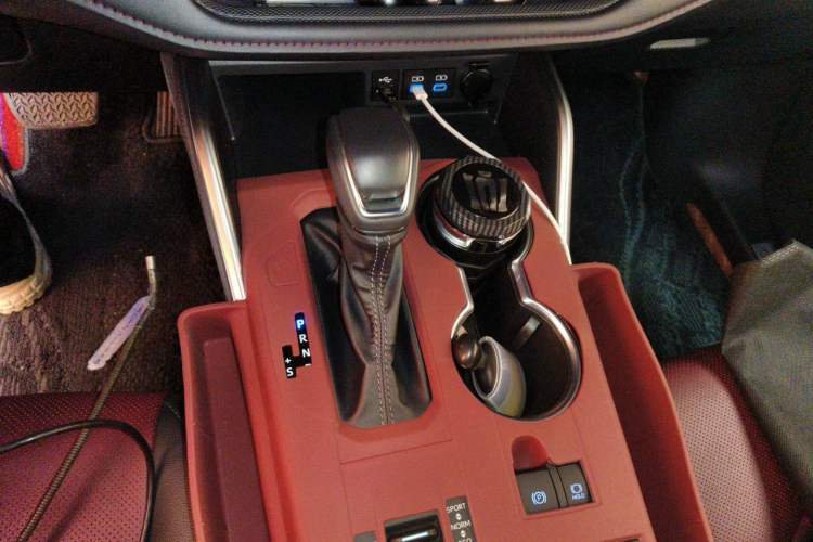 Used Toyota Crown Kluger 2022 2.5L HEV Four-Wheel Drive Flagship Edition Gear Lever