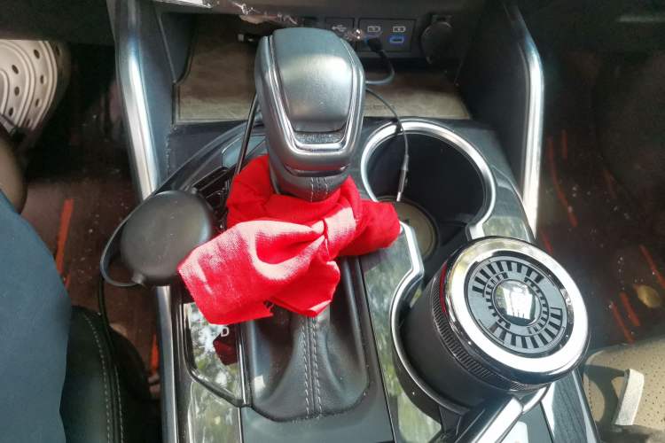 Used Toyota Crown Kluger 2022 2.5L HEV Four-Wheel Drive Premium Edition Gear Lever