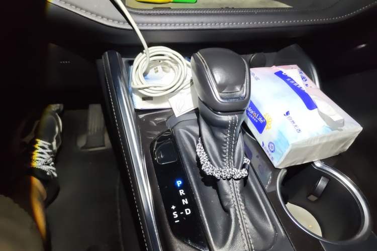 Used Toyota Crown Kluger 2022 2.5L HEV Four-Wheel Drive Premium Edition Gear Lever