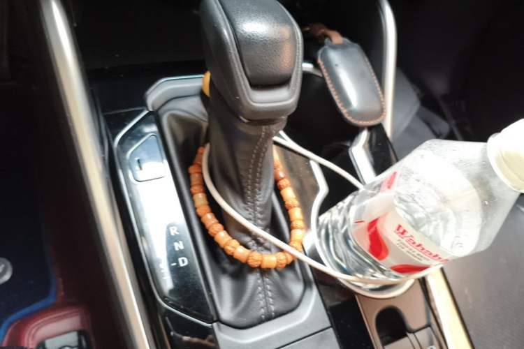 Used Toyota Crown Kluger 2022 2.5L HEV Two-Wheel Drive Entry Version Gear Lever