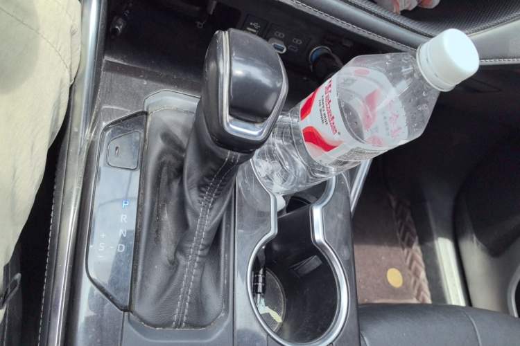 Used Toyota Crown Kluger 2022 2.5L HEV Four-Wheel Drive Premium Edition Gear Lever