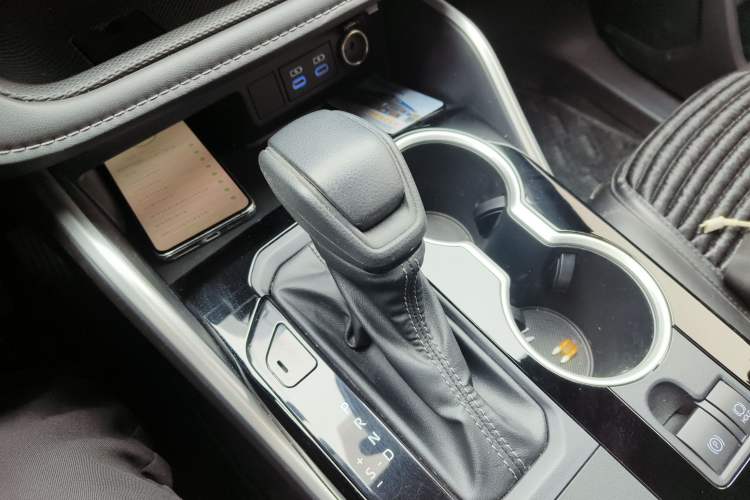 Used Toyota Crown Kluger 2022 2.5L HEV Four-Wheel Drive Elite Edition Gear Lever