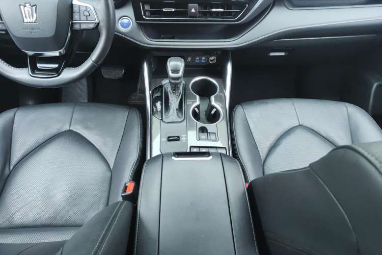 Used Toyota Crown Kluger 2022 2.5L HEV Four-Wheel Drive Flagship Edition Gear Lever