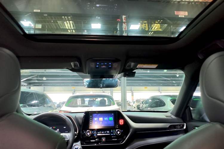 Used Toyota Crown Kluger 2022 2.0T Four-Wheel Drive Enjoyment Edition Headliner