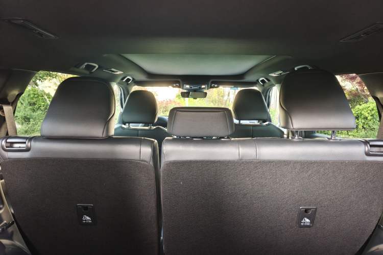 Used Toyota Crown Kluger 2022 2.0T Four-Wheel Drive Prestige Edition Headliner