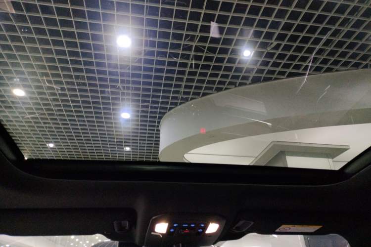 Used Toyota Crown Kluger 2022 2.5L HEV Four-Wheel Drive Flagship Edition Headliner