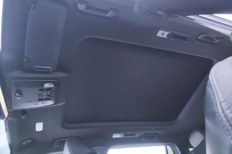 Used Toyota Crown Kluger 2022 2.5L HEV Four-Wheel Drive Flagship Edition Headliner