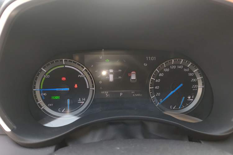 Used Toyota Crown Kluger 2022 2.5L HEV Two-Wheel Drive Entry Version Instrument Cluster
