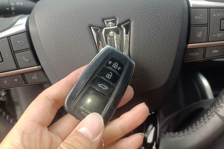 Used Toyota Crown Kluger 2022 2.0T Four-Wheel Drive Prestige Edition Interior 1