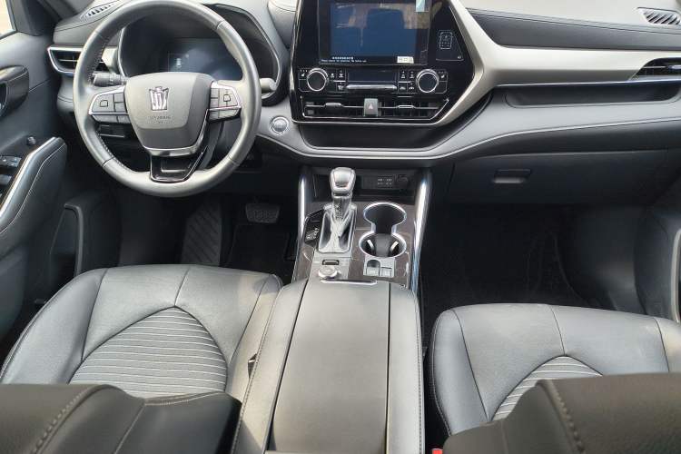 Used Toyota Crown Kluger 2022 2.0T Four-Wheel Drive Enjoyment Edition Interior 1