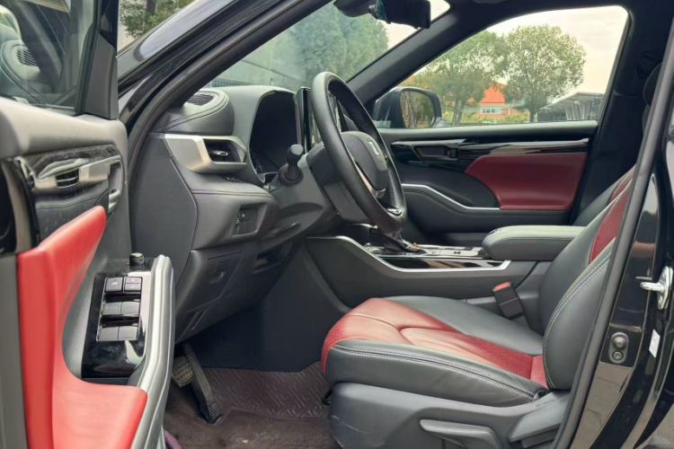Used Toyota Crown Kluger 2022 2.5L HEV Four-Wheel Drive Elite Edition Interior 14