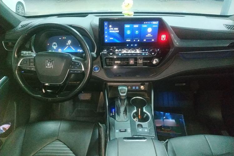 Used Toyota Crown Kluger 2022 2.5L HEV Four-Wheel Drive Premium Edition Interior 2