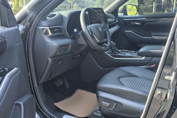 Used Toyota Crown Kluger 2022 2.5L HEV Four-Wheel Drive Premium Edition Interior 2