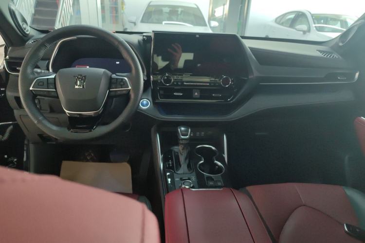 Used Toyota Crown Kluger 2022 2.5L HEV Four-Wheel Drive Flagship Edition Interior 3