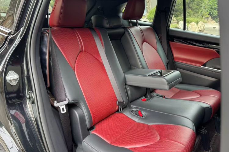 Used Toyota Crown Kluger 2022 2.5L HEV Four-Wheel Drive Elite Edition Interior 4